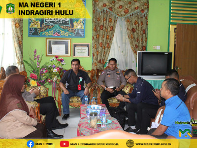 Kunjungan Tim Indonesia Driving Centre (ISDC) Polda Riau ke MAN 1 Indragiri Hulu