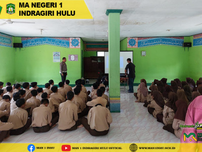 Kunjungan Tim Indonesia Driving Centre (ISDC) Polda Riau ke MAN 1 Indragiri Hulu