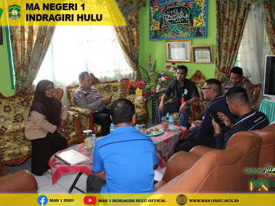 Kunjungan Tim Indonesia Driving Centre (ISDC) Polda Riau ke MAN 1 Indragiri Hulu