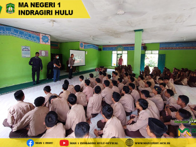 Kunjungan Tim Indonesia Driving Centre (ISDC) Polda Riau ke MAN 1 Indragiri Hulu
